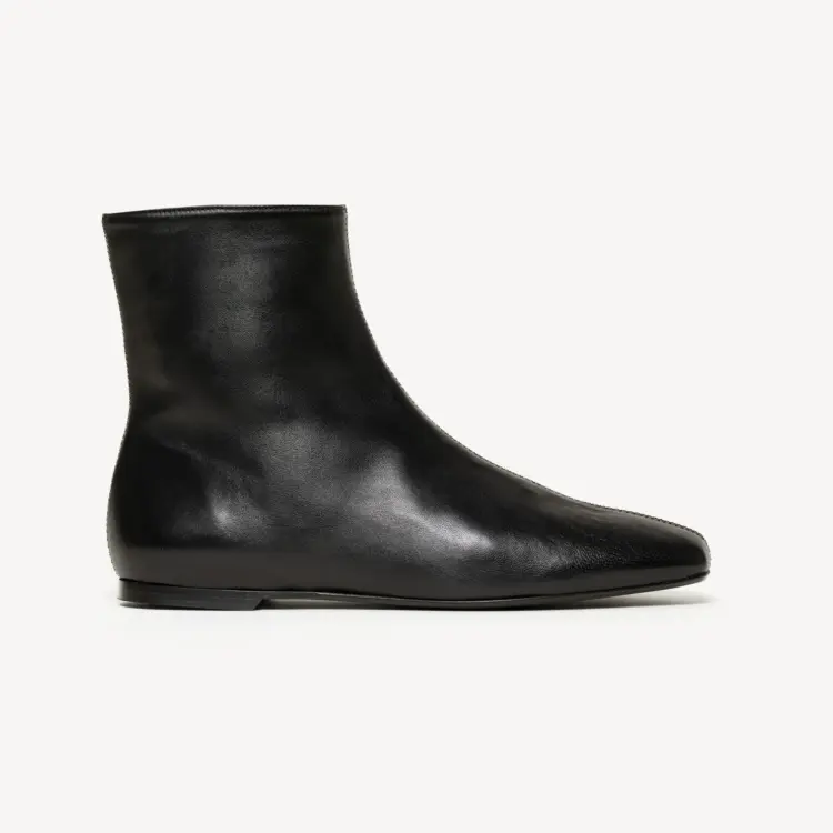 The Una Bootie from M.Gemi is a great black leather boot that will stand the test of time